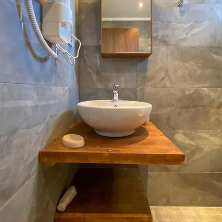 Theros Lux Apts. Guest house Planos (Zakynthos)